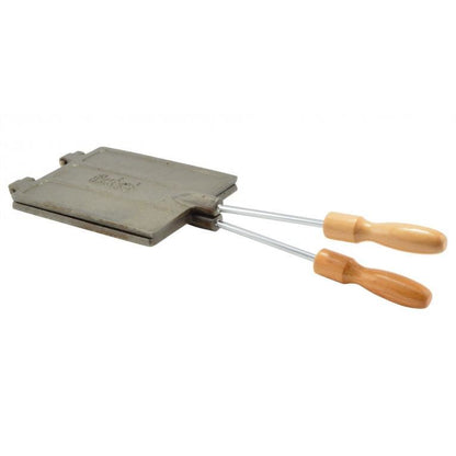 Prajitor wafe/saratele, fonta, cu maner, 16.3x13 cm, Perfect Home