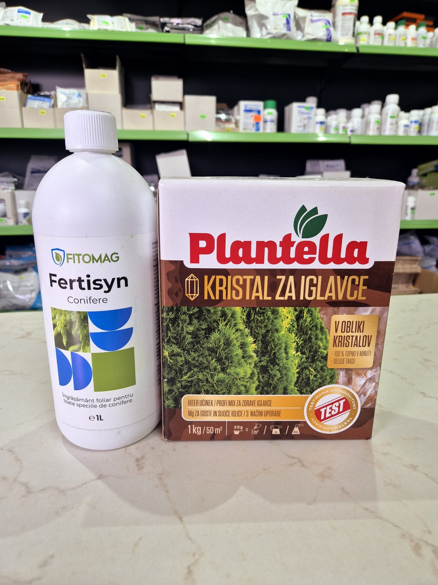 Pachet îngrășăminte pentru conifere – fertilizant Kristal + fertilizant lichid (întreținere completă 1 an)