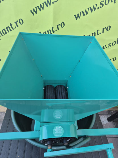 Zdrobitor manual de struguri