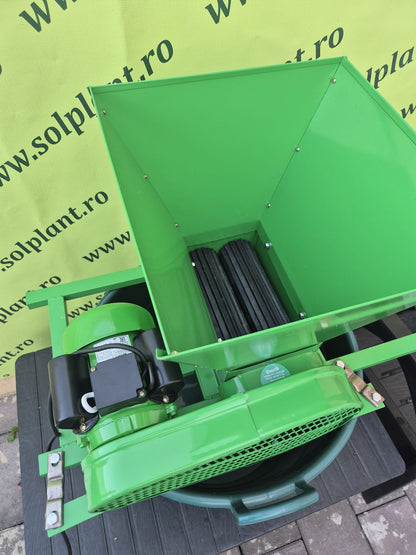 Zdrobitor struguri, electric, putere 2.0kw, 2850 r/min, capacitate 350kg/h